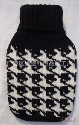 【綾綾針織生產(chǎn)定制動物食物針織熱水袋套專業(yè)針織熱水袋套廠家品質(zhì)保障】廣陵區(qū)綾綾針織品加工廠 - 產(chǎn)品庫